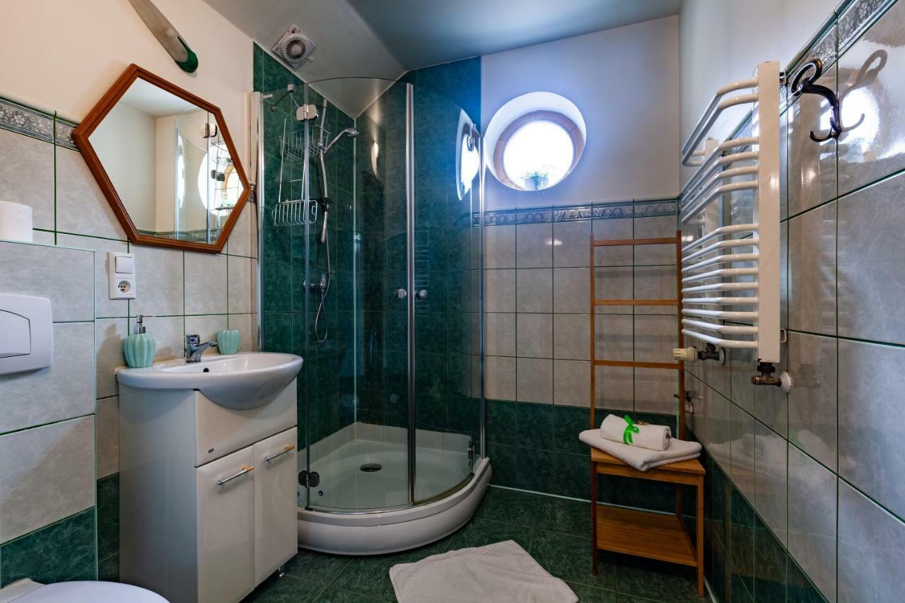 Poziomka Hotell Kujan Eksteriør bilde